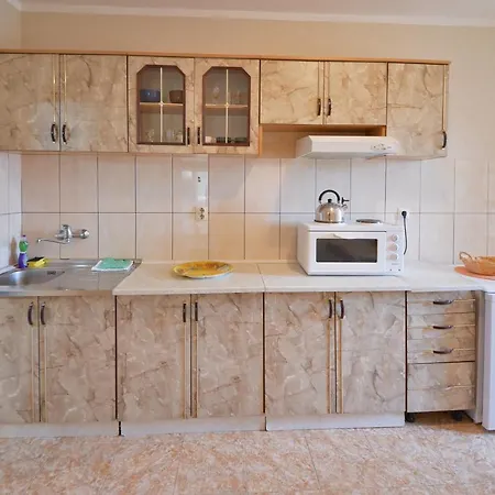 Disney Apartments Апартаменти Будва