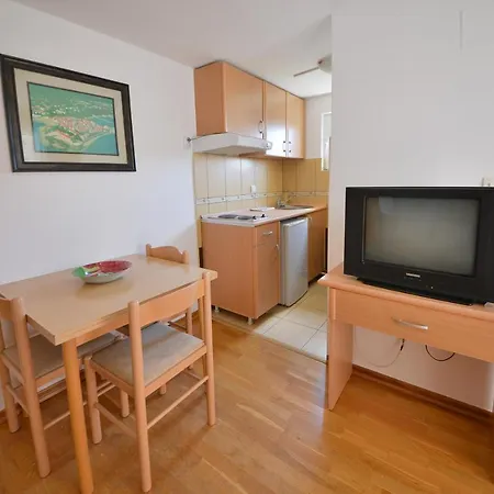 Disney Apartments Апартаменти *