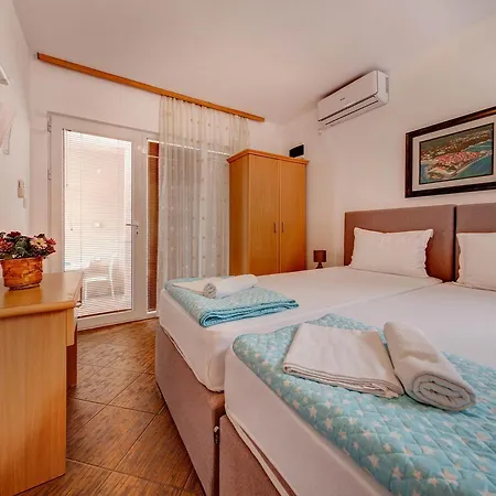 Апартаменти Disney Apartments Будва