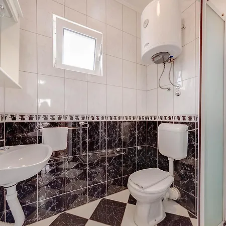 Апартаменти Disney Apartments Будва