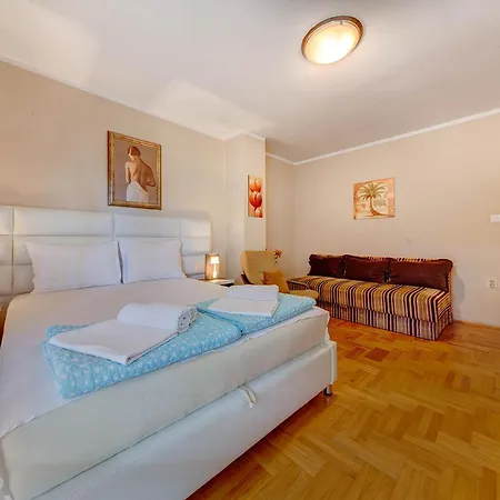 Disney Apartments Apartament Budva